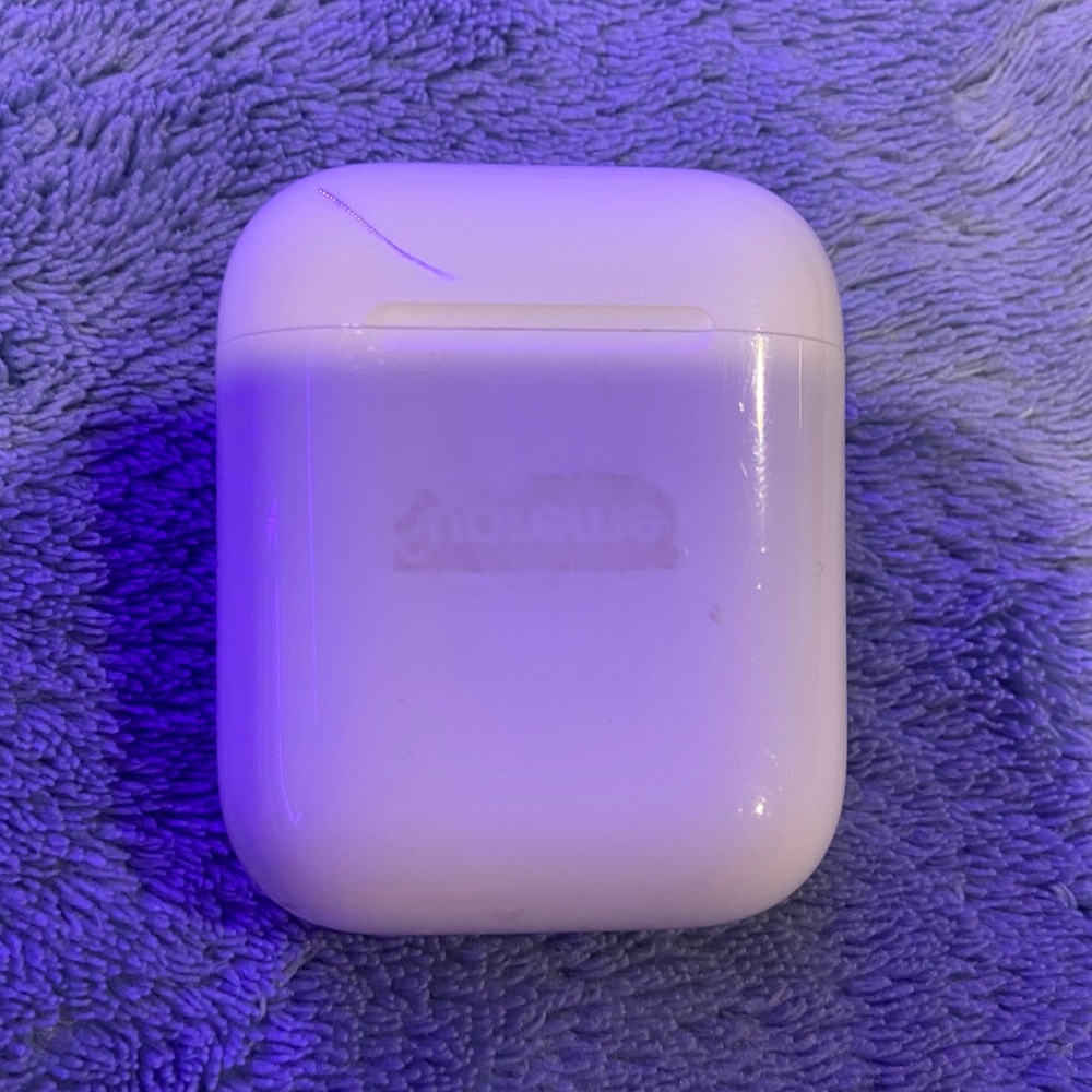 AirPods